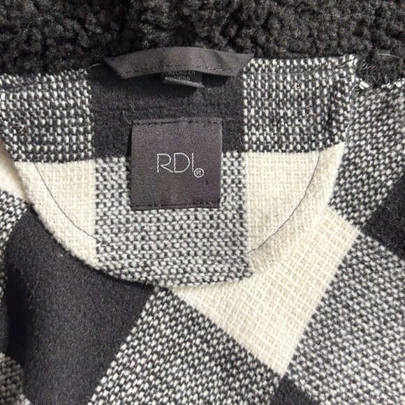 RD Style Black and White Plaid Teddy Jacket - Picture 6 of 7